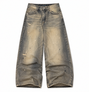 Distressed Washed Baggy Jeans